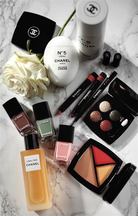 collezione chanel 2018 make up|Chanel .